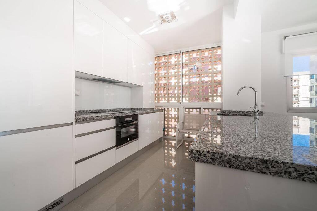 Stunning Gem With And Sea Views Apartment Fuengirola