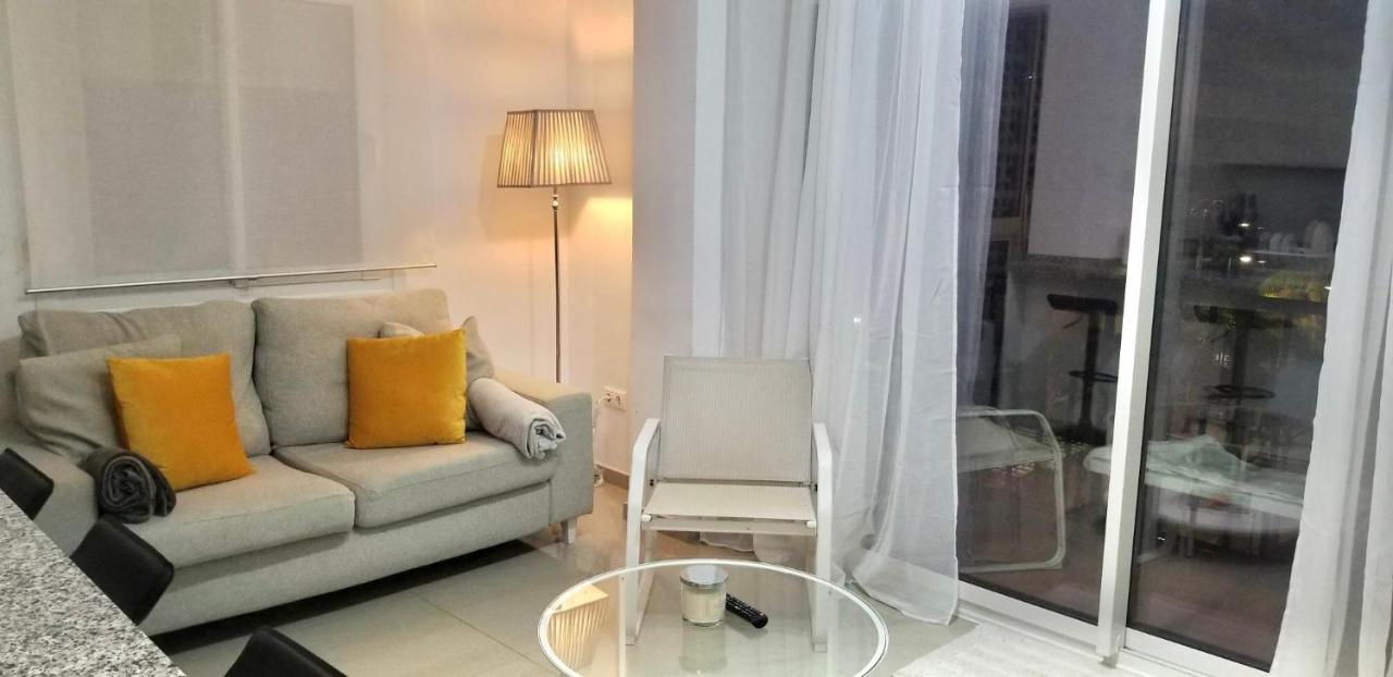 Stunning Gem With And Sea Views Apartment *